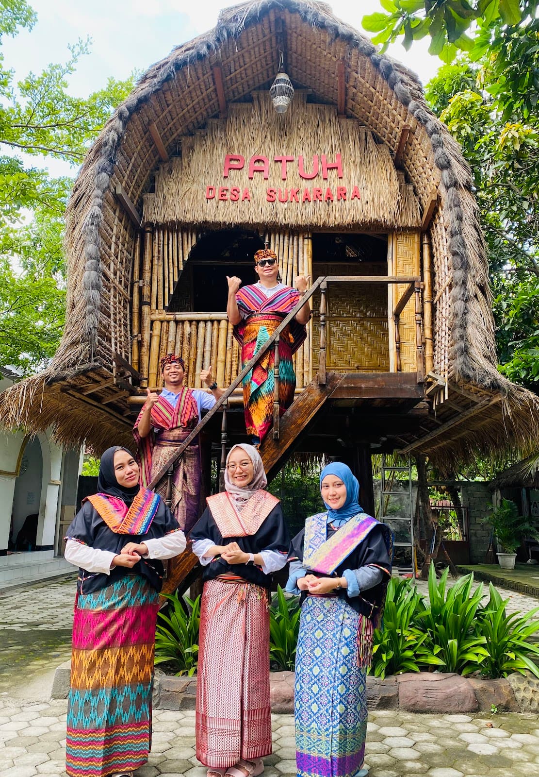 Pesona Bintang tours & travel (75k sengigi) 2