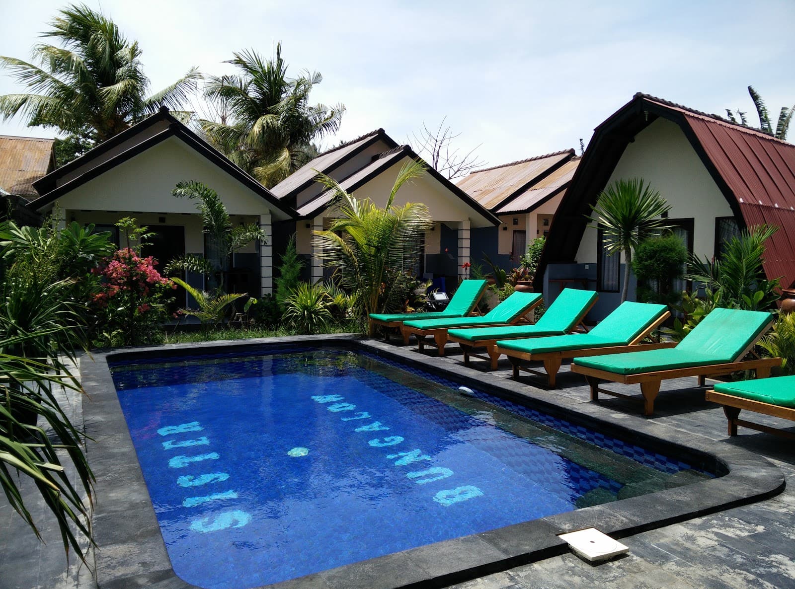 Sister Bungalow 2