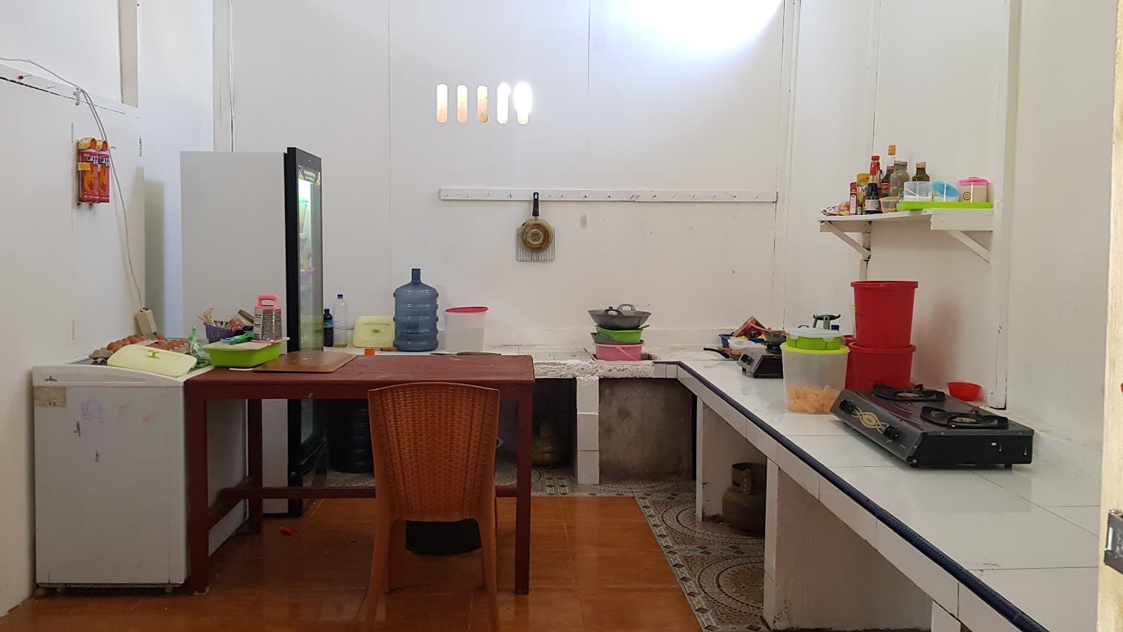 Putri Warung