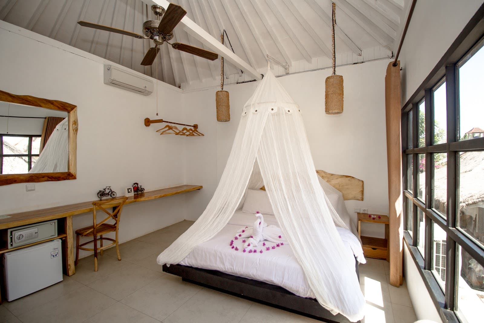 Gili Breeze 2