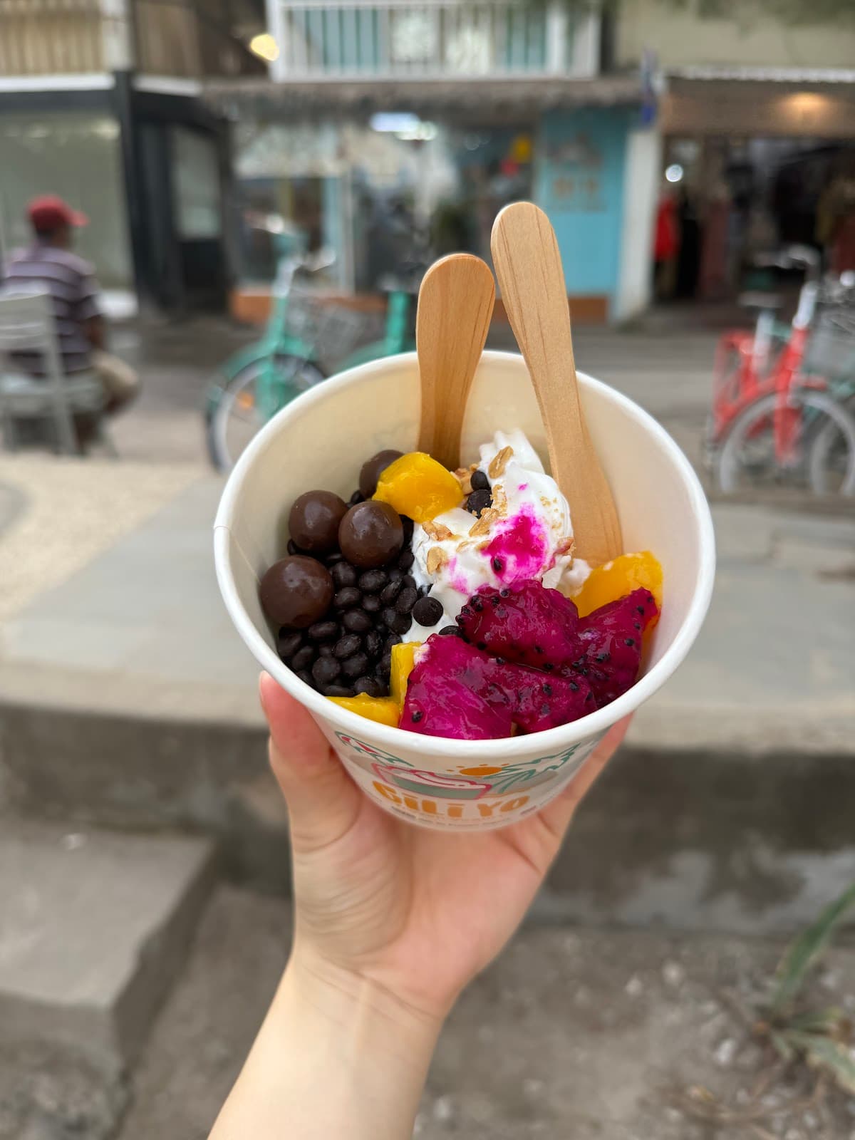 Gili Yo Frozen Yogurt 2