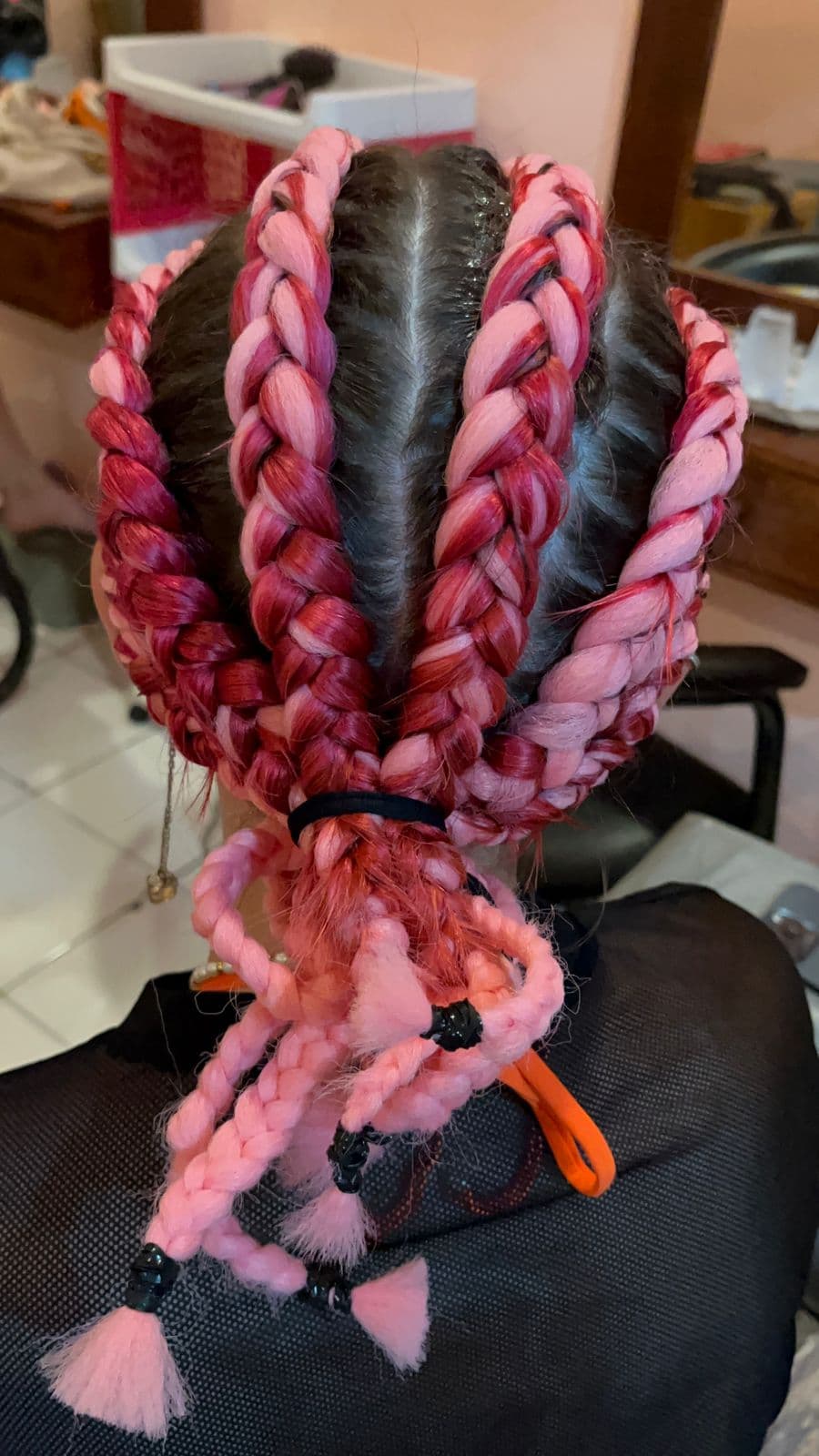 Stylist hair & Beauty Salon 3