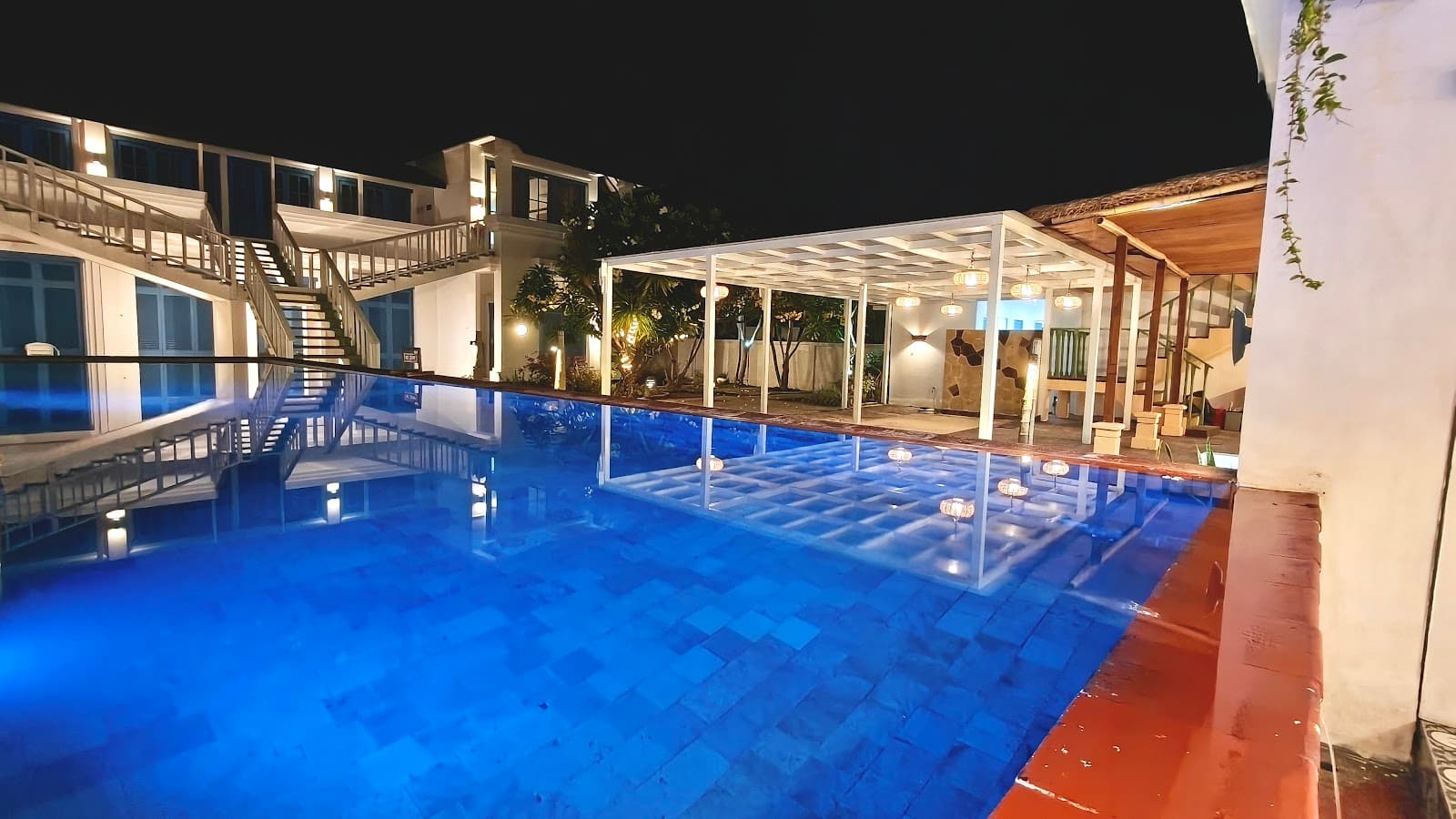 The Trawangan Resort 3