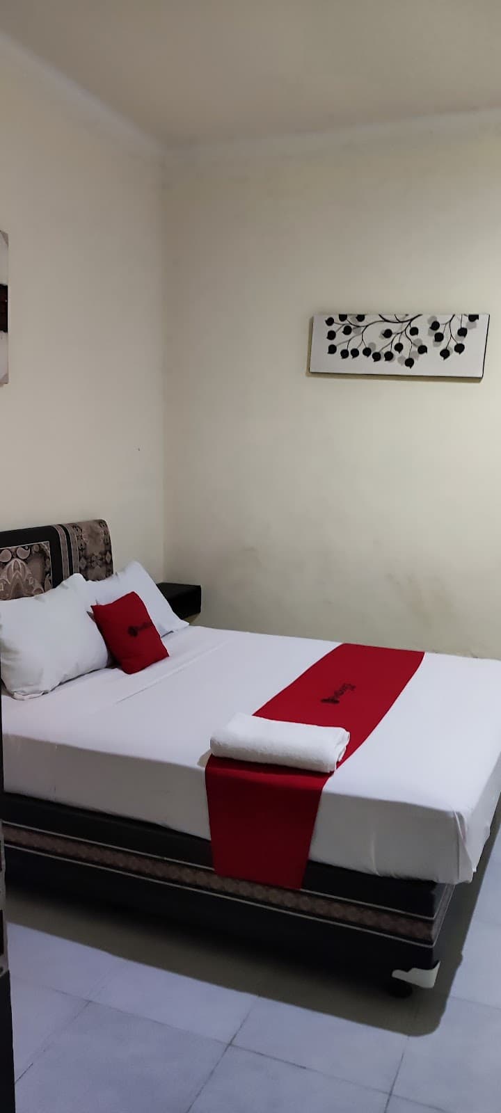 Yonaris Homestay 2